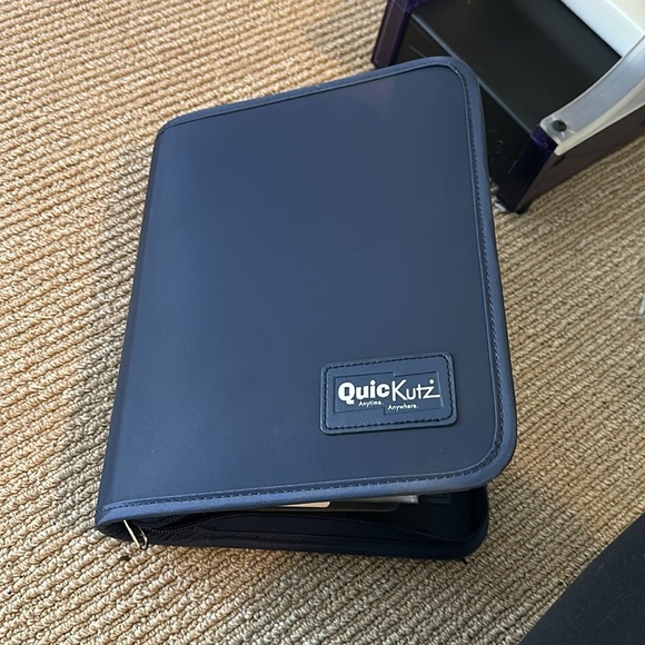 Zip ‘e Mate Craft Cutter – Working Condition – Accessories Included - Picture 11 of 11